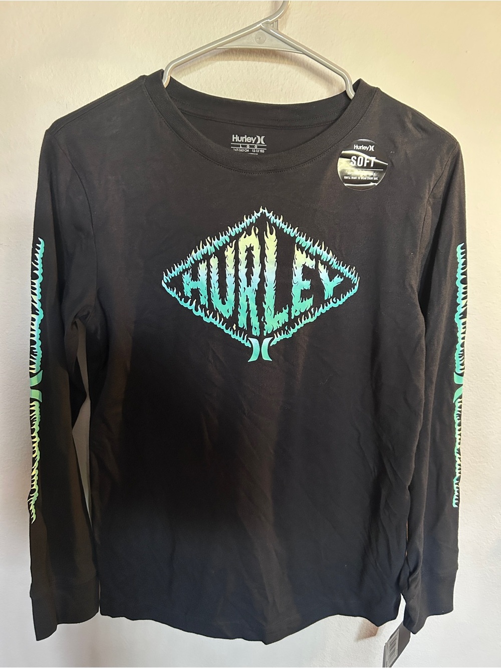 NEW Hurley Black Long Sleeve Tee with Teal Graphic
